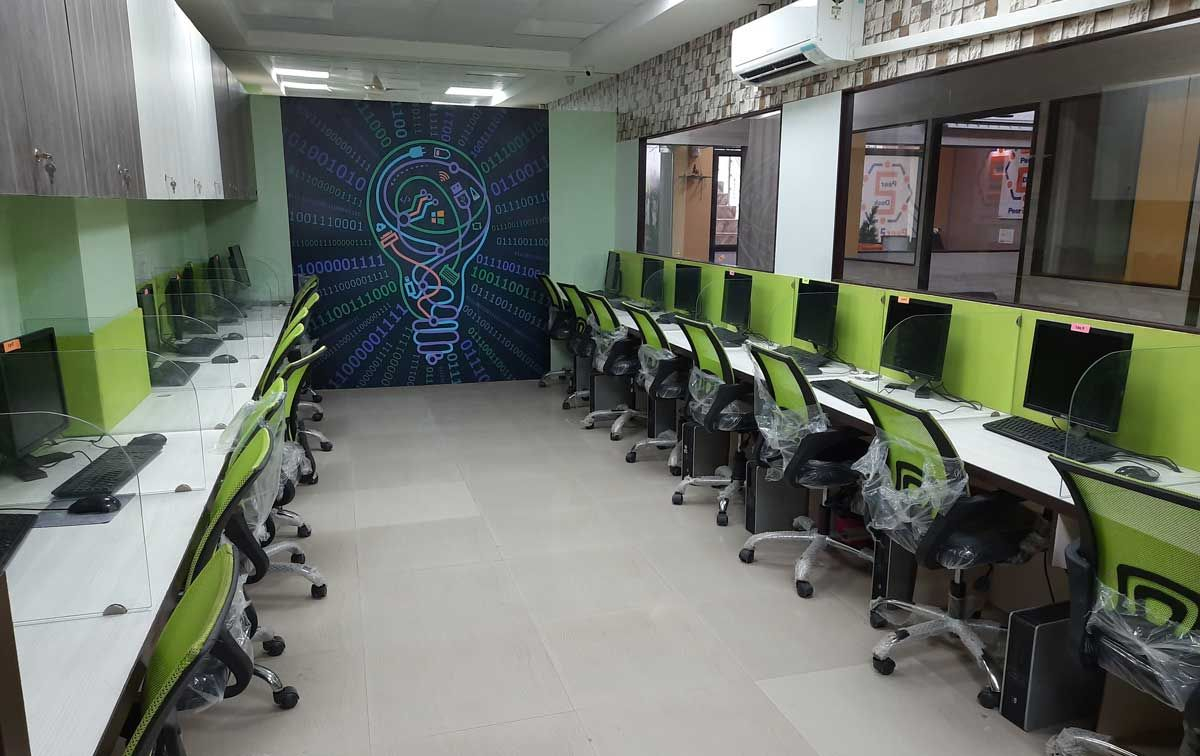 Peer 2 Desk